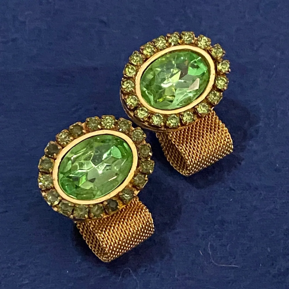 N/A these sophisticated